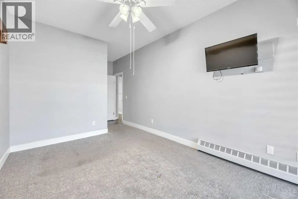 112, 43 Westlake Circle