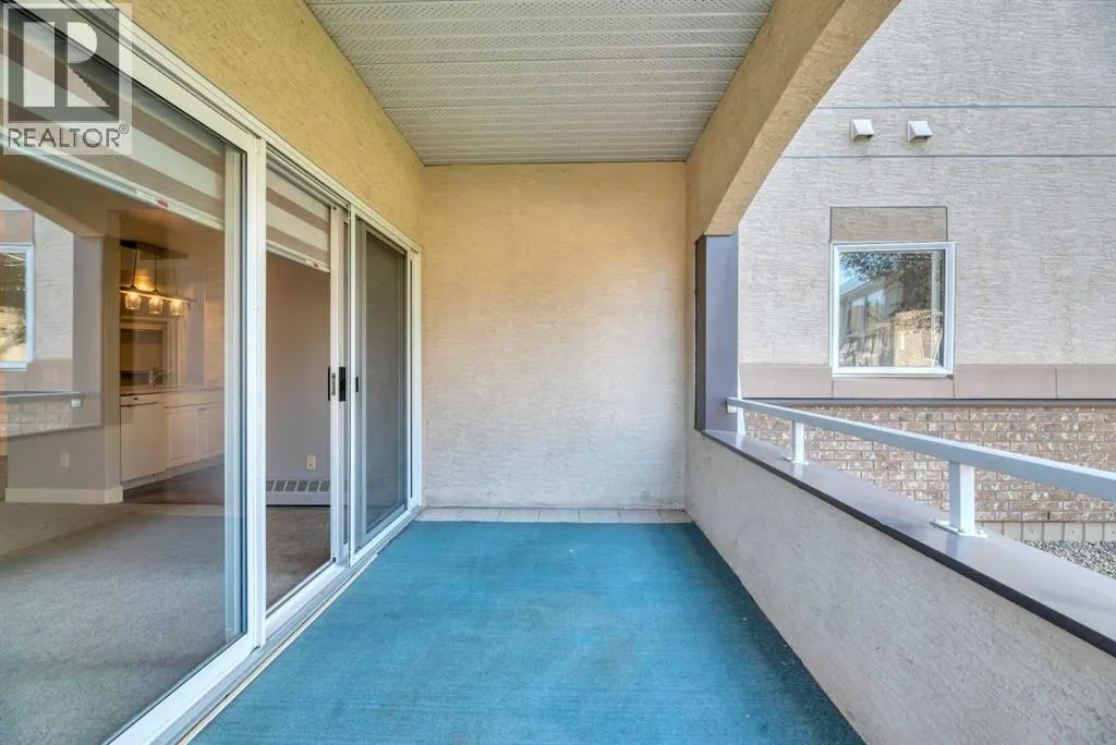 112, 43 Westlake Circle