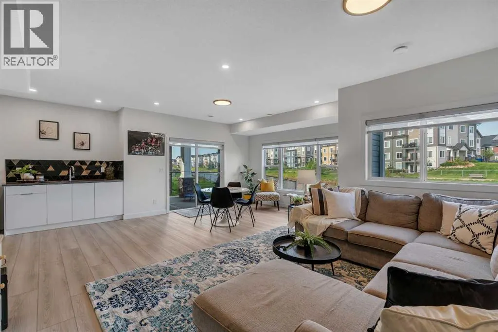 1315 Bayside Drive SW