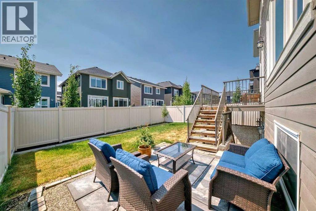 226 West Grove Point SW