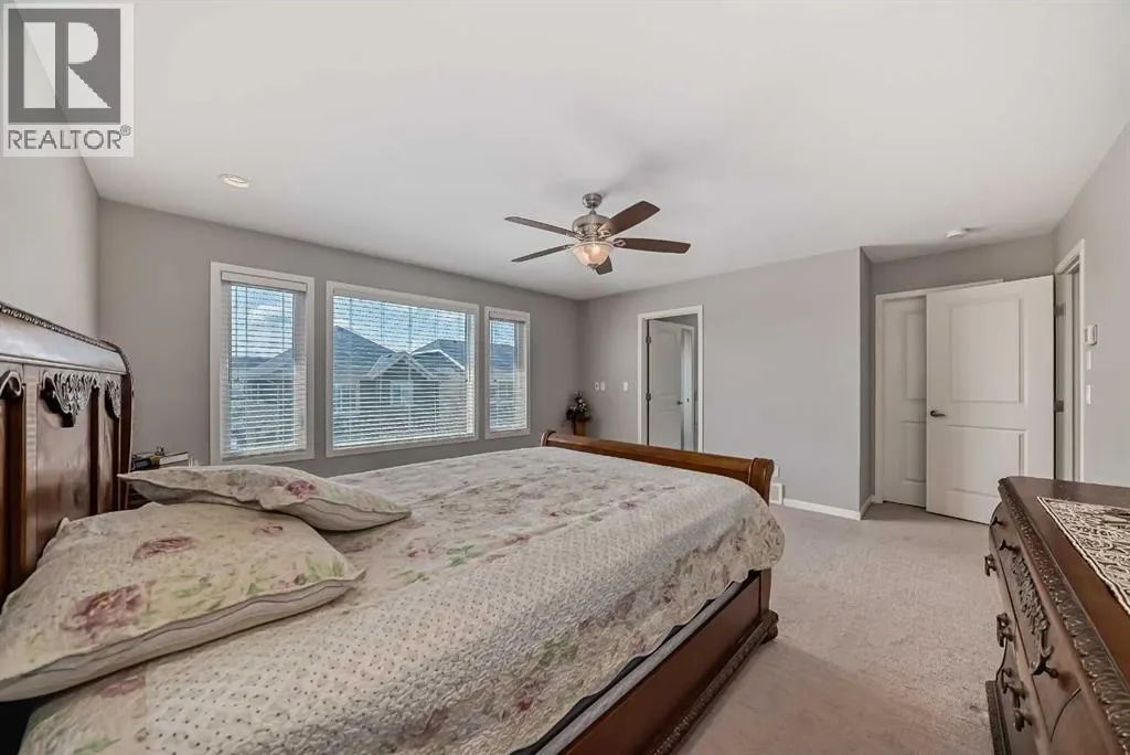 226 West Grove Point SW