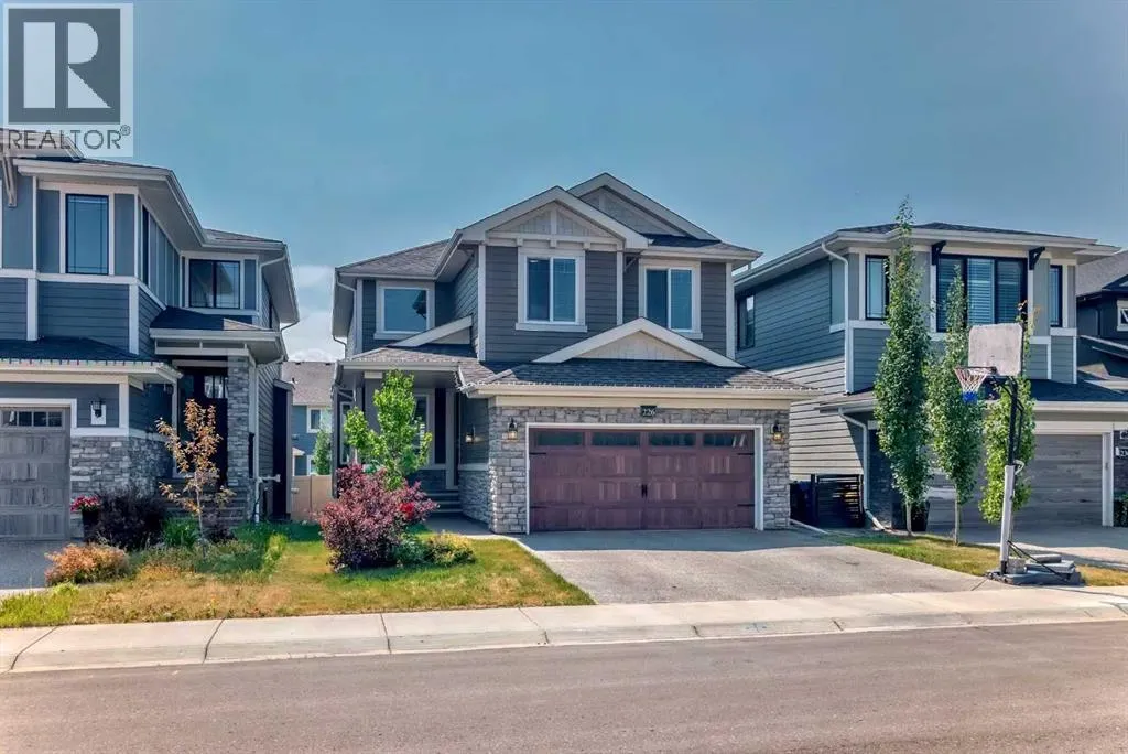 226 West Grove Point SW