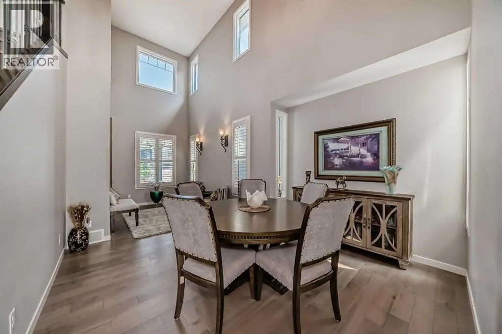 226 West Grove Point SW