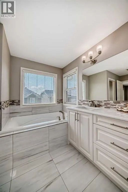 226 West Grove Point SW