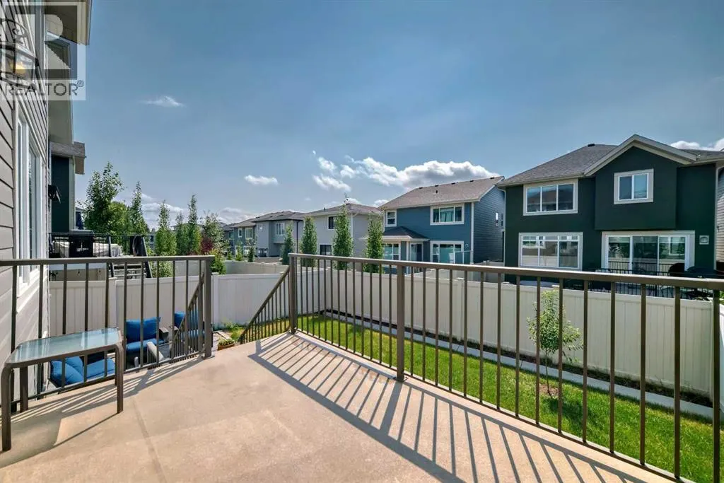 226 West Grove Point SW