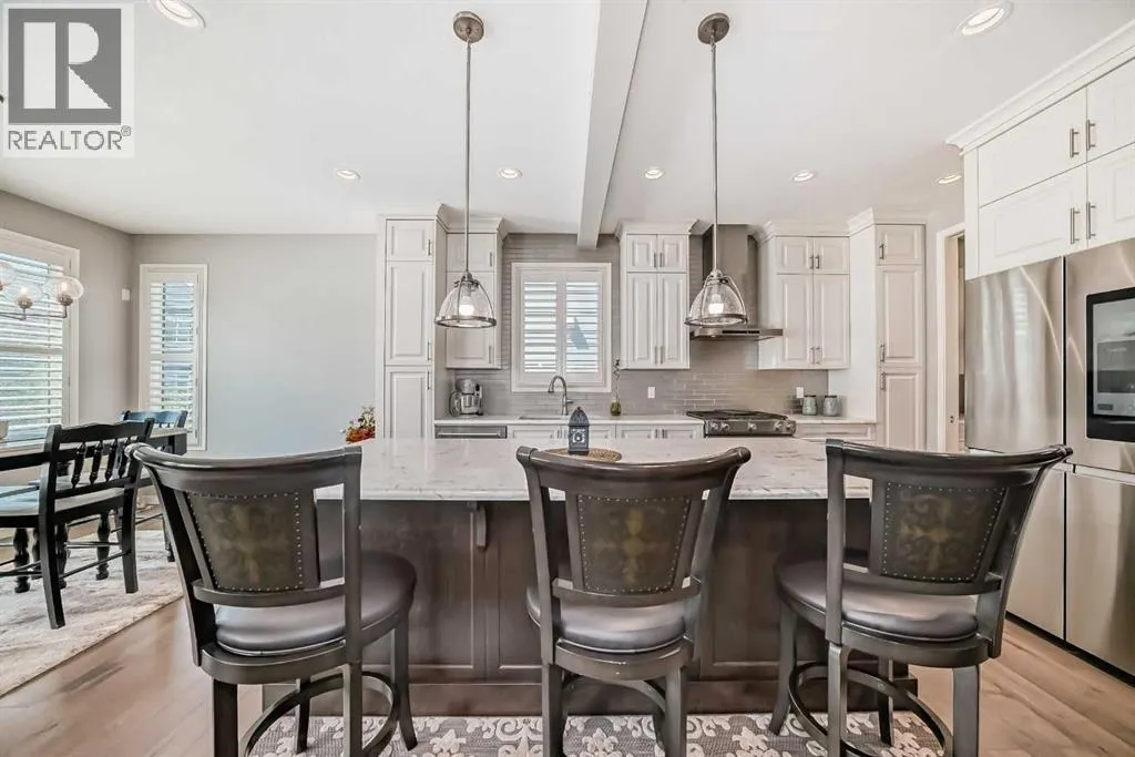 226 West Grove Point SW