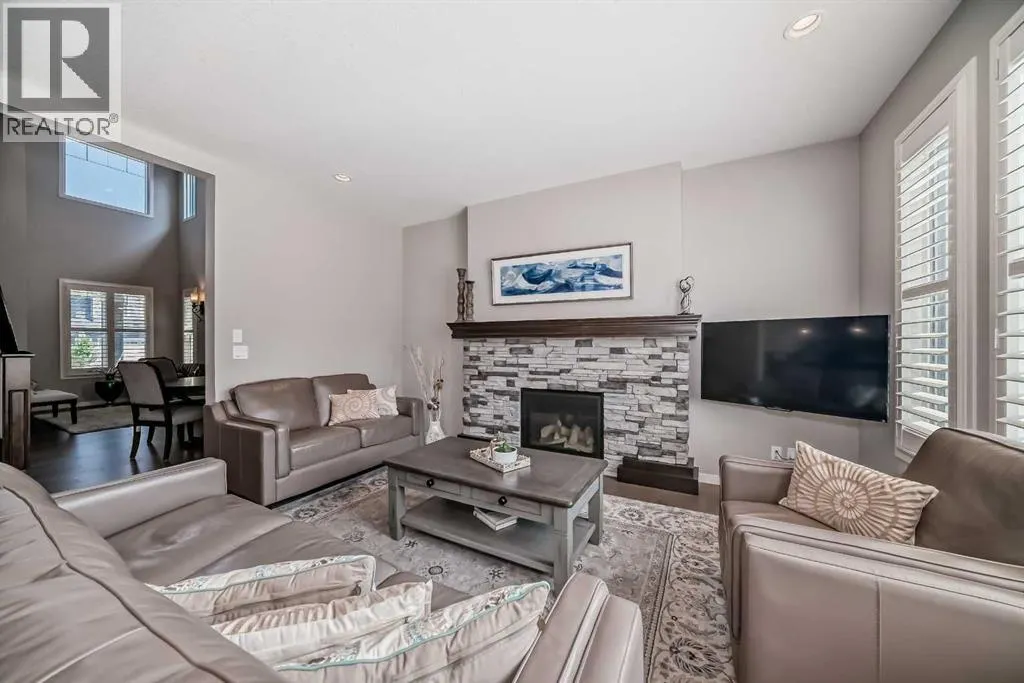 226 West Grove Point SW