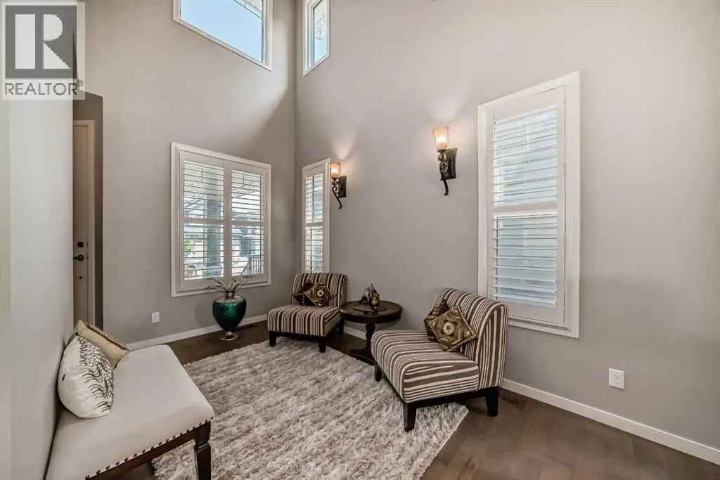 226 West Grove Point SW