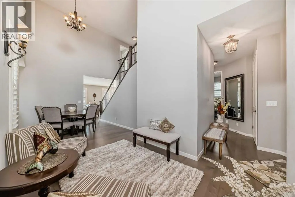 226 West Grove Point SW