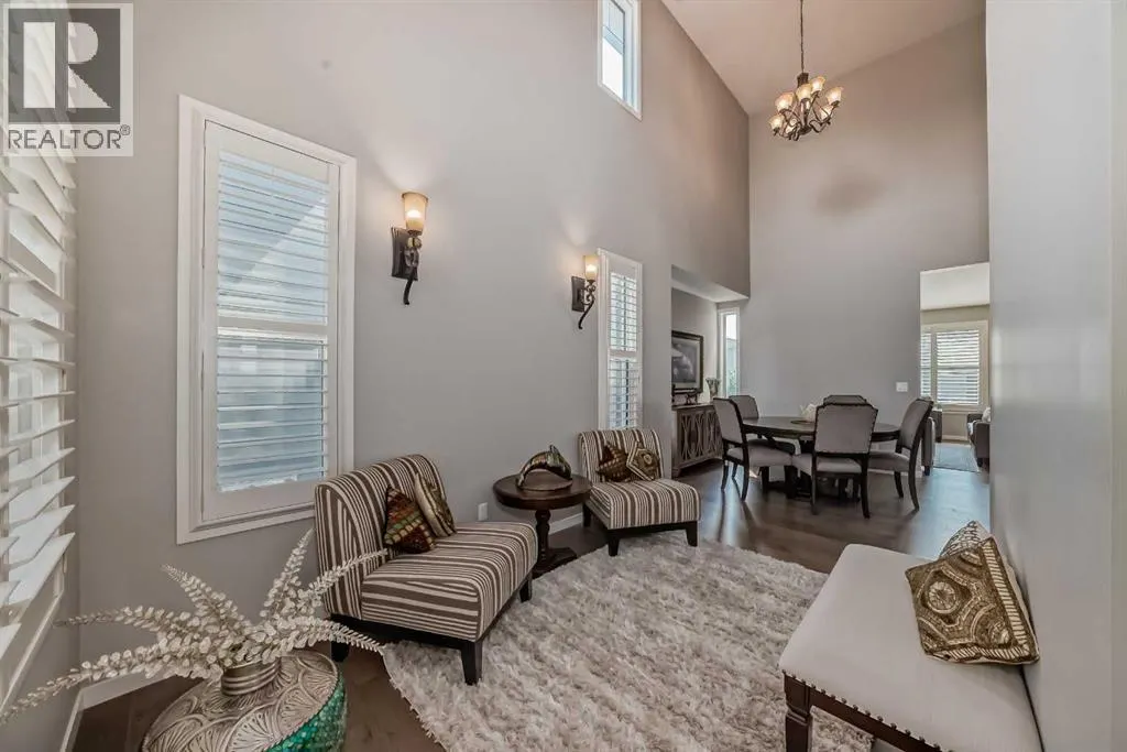 226 West Grove Point SW