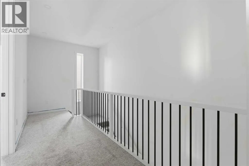 203, 212 32 Avenue NE