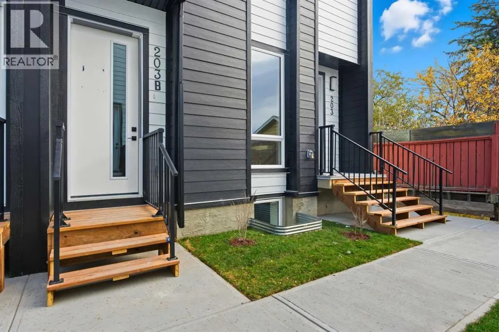 203, 212 32 Avenue NE