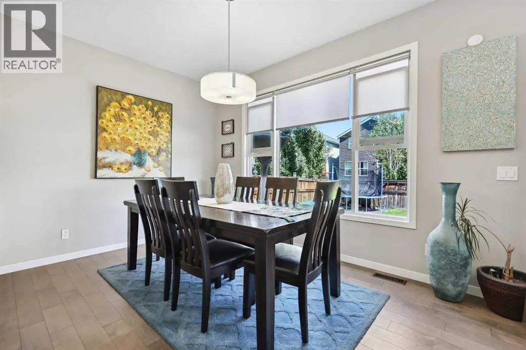 67 Auburn Glen Close SE