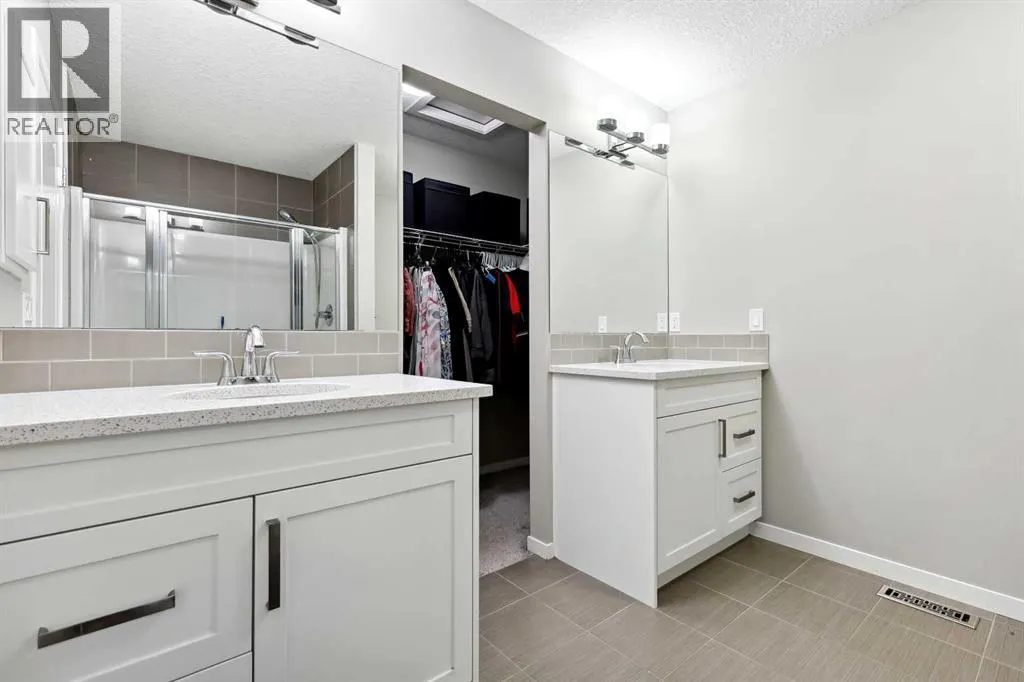 67 Auburn Glen Close SE
