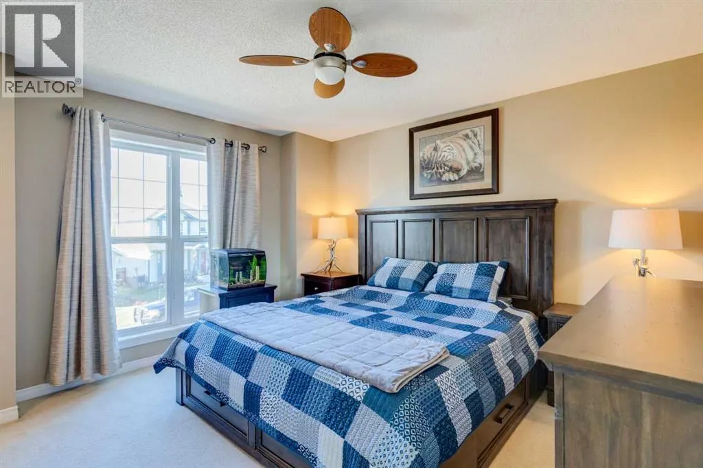 85 Crystal Shores Crescent