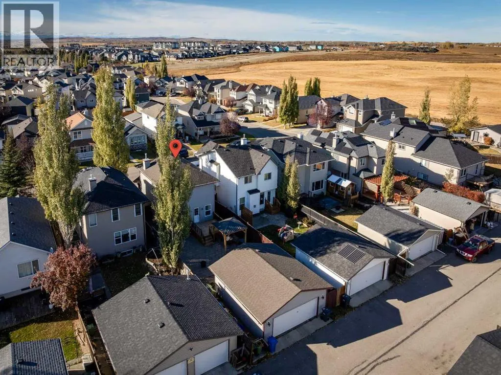 85 Crystal Shores Crescent