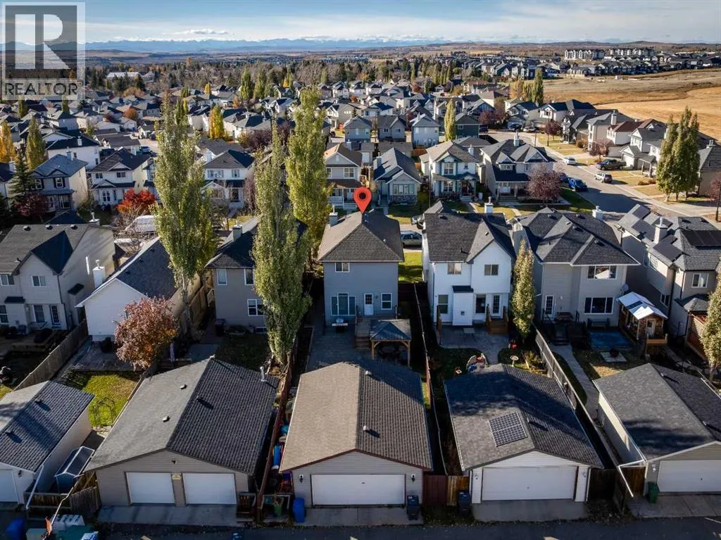 85 Crystal Shores Crescent