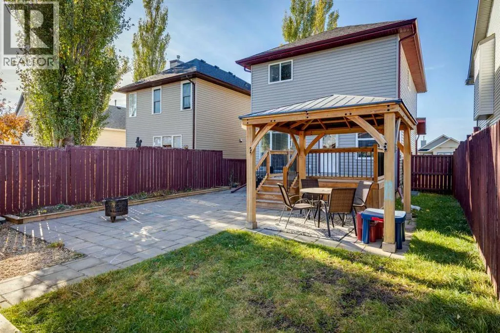 85 Crystal Shores Crescent