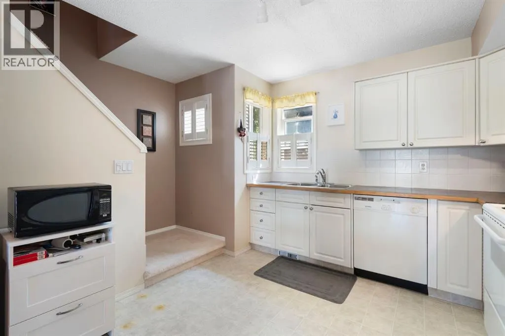 122 Bridlewood Lane SW