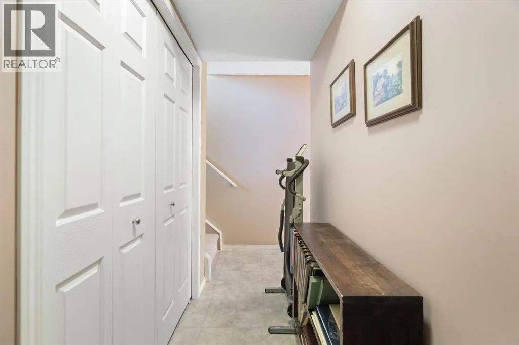 122 Bridlewood Lane SW