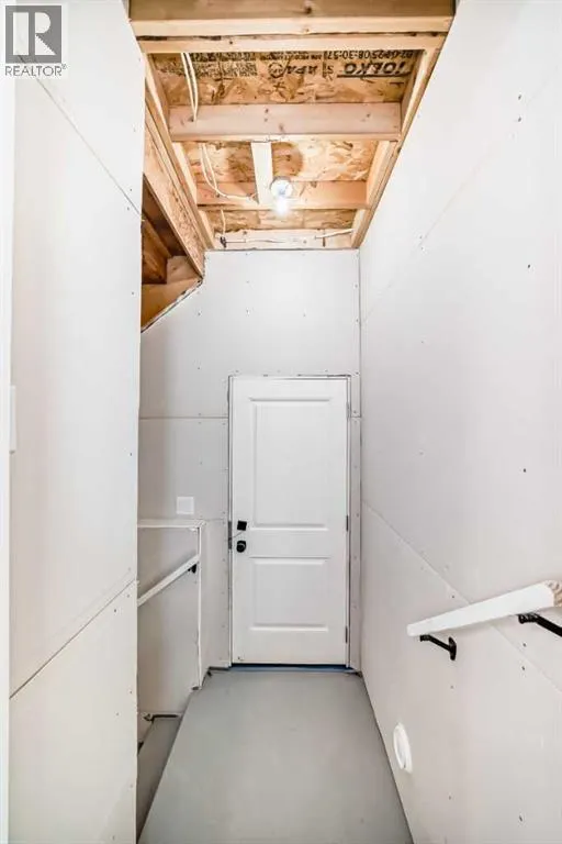 52 Creekside Path SW