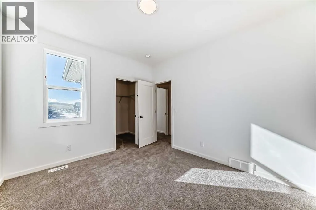 52 Creekside Path SW