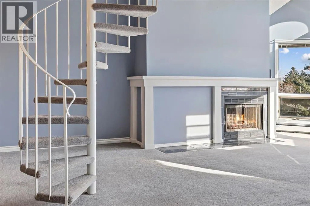 309, 102 Centre Court