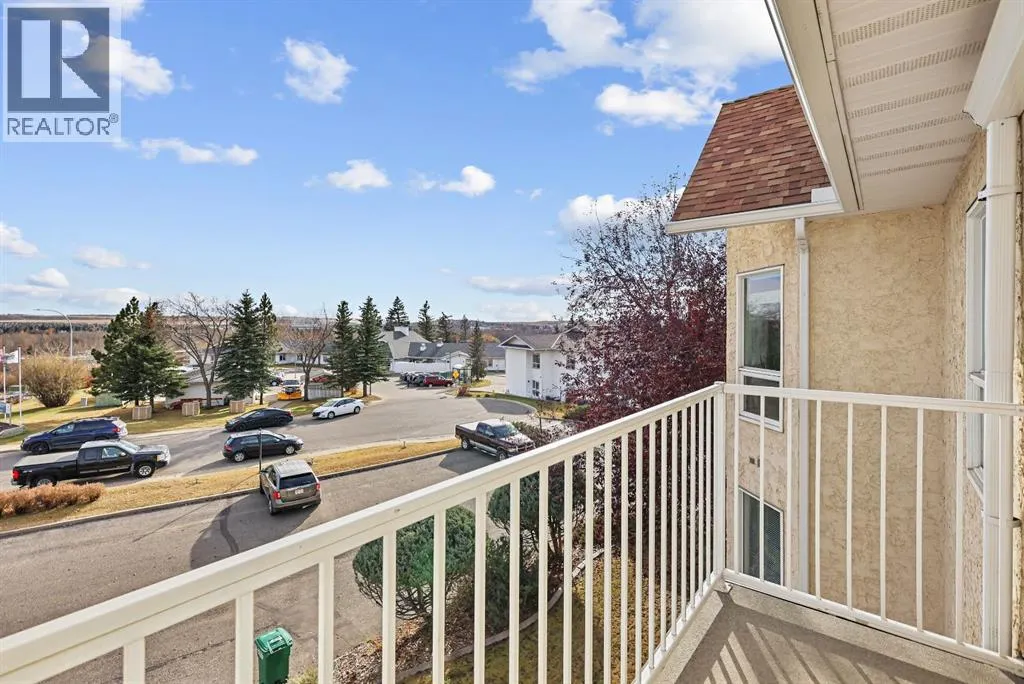 309, 102 Centre Court