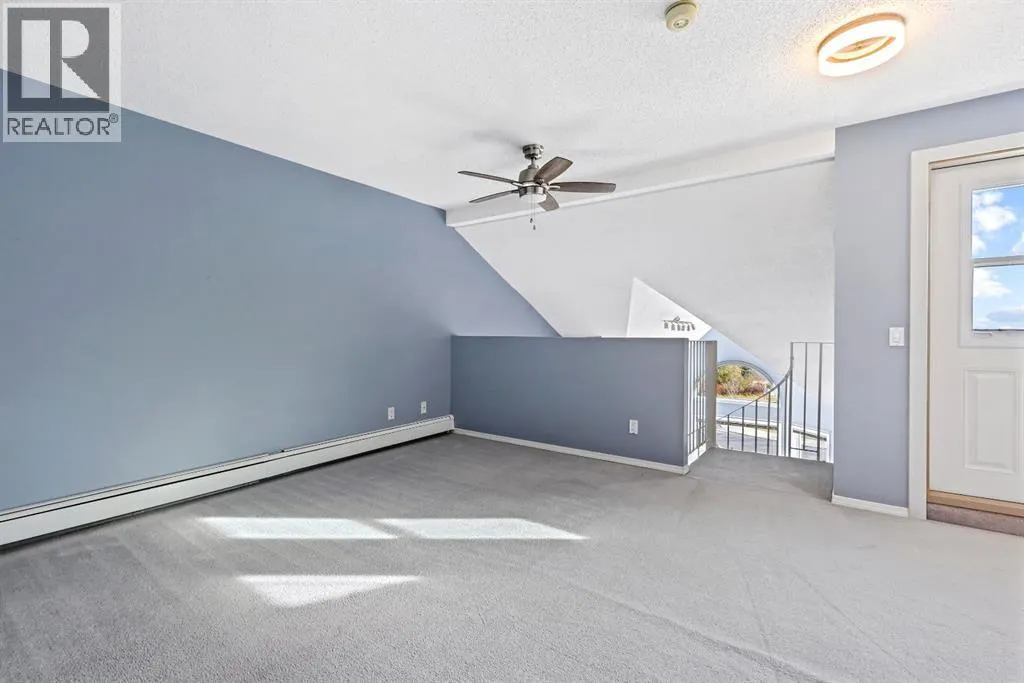 309, 102 Centre Court