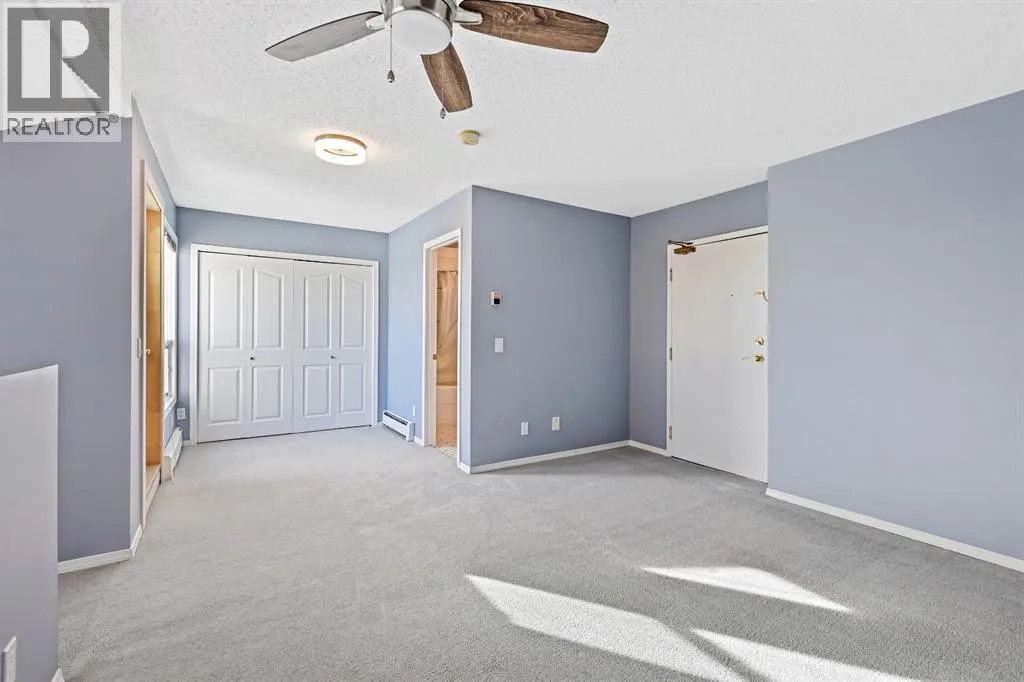 309, 102 Centre Court