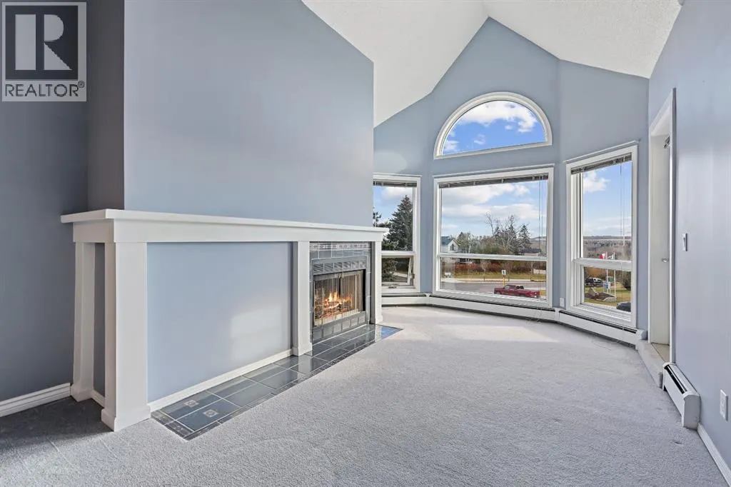 309, 102 Centre Court