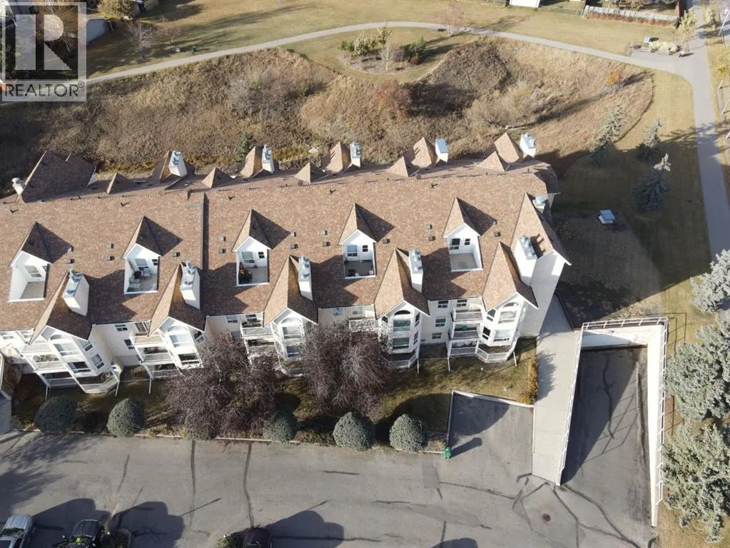 309, 102 Centre Court