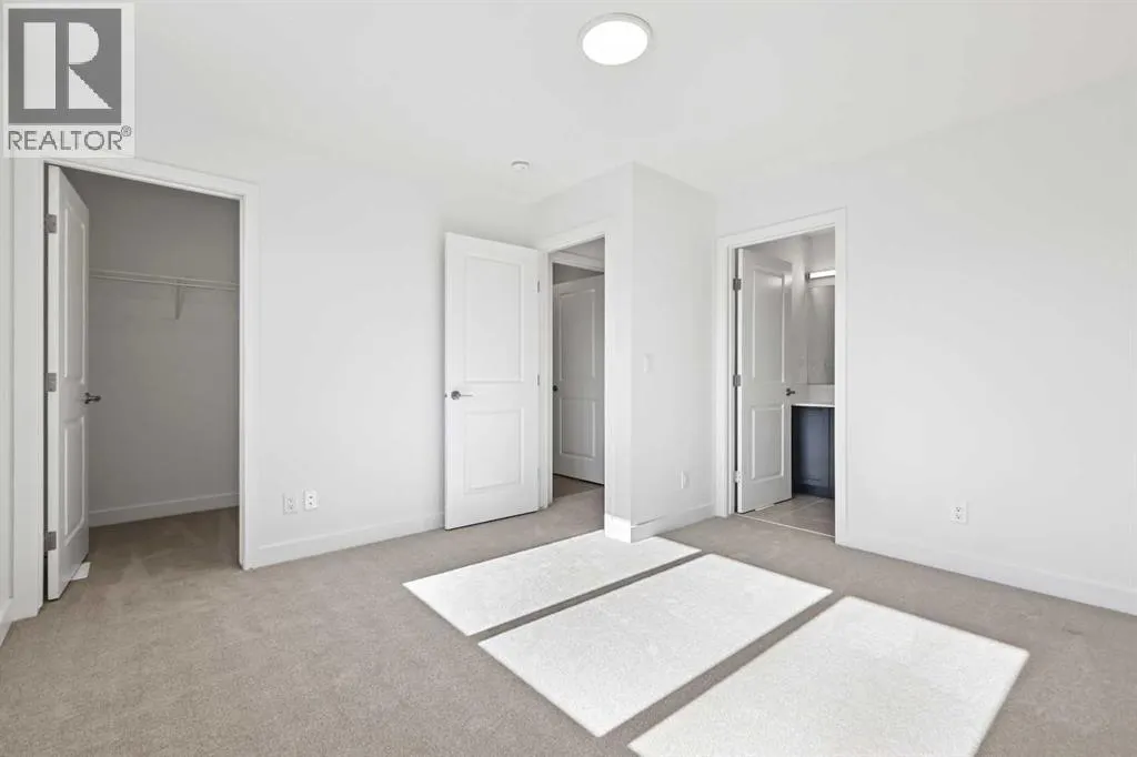 7039 Rangeview Avenue SE