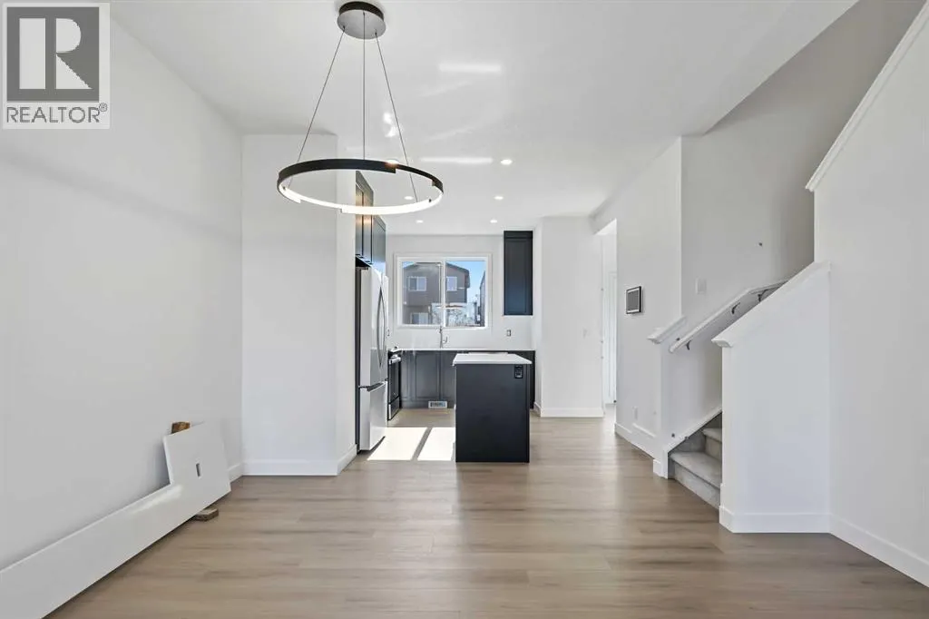 7039 Rangeview Avenue SE