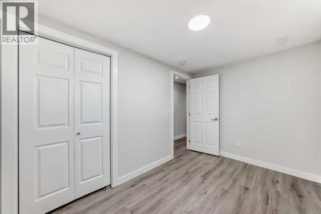 207 Pinecliff Way NE