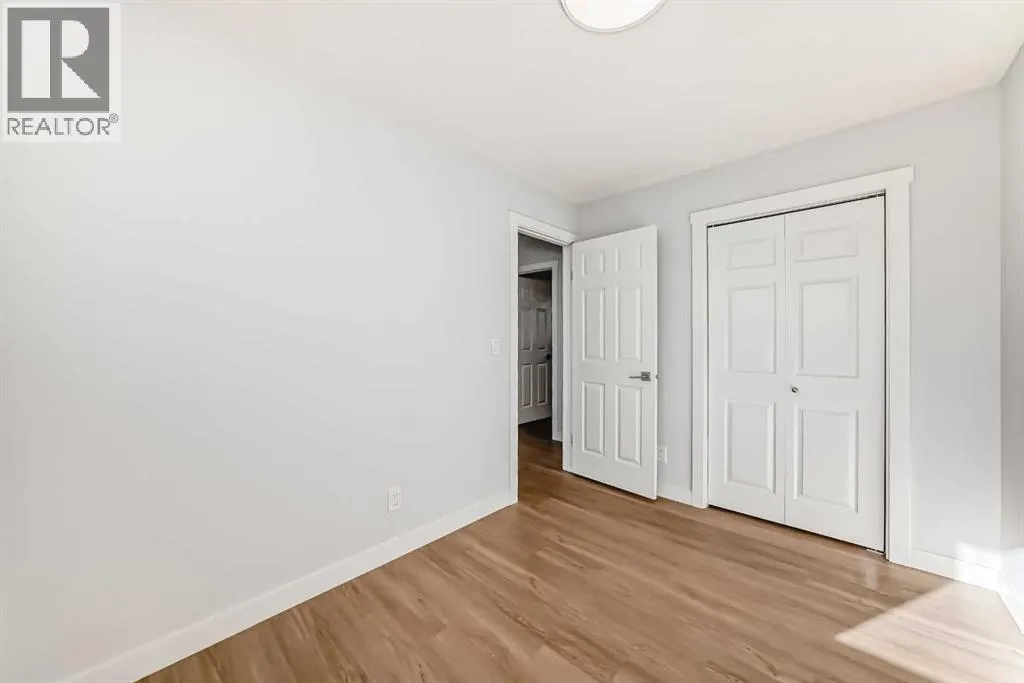 207 Pinecliff Way NE