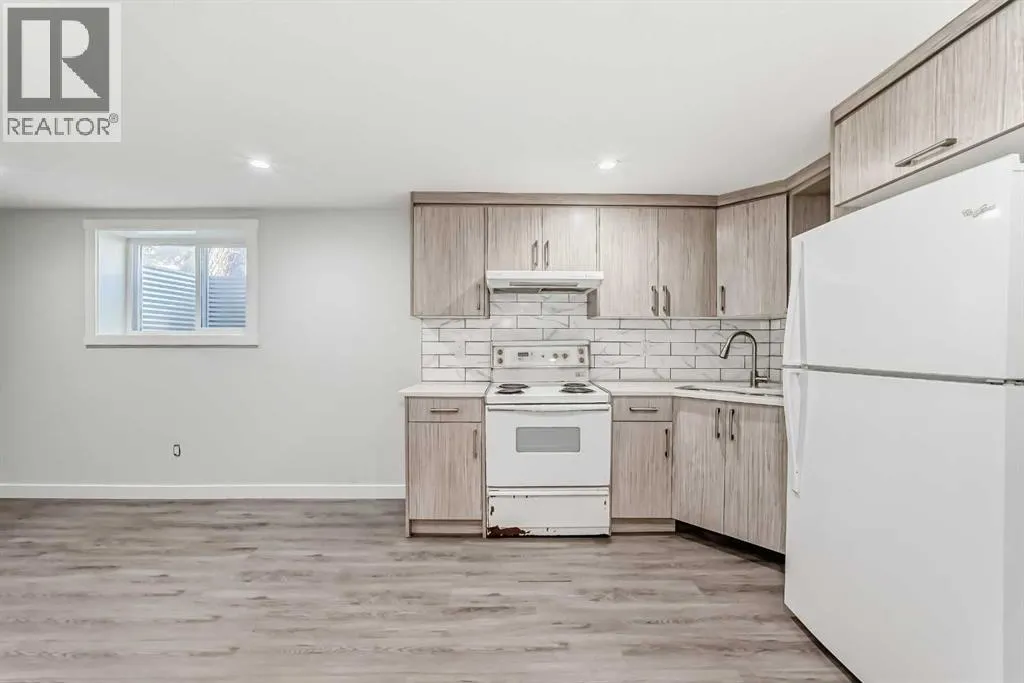 207 Pinecliff Way NE