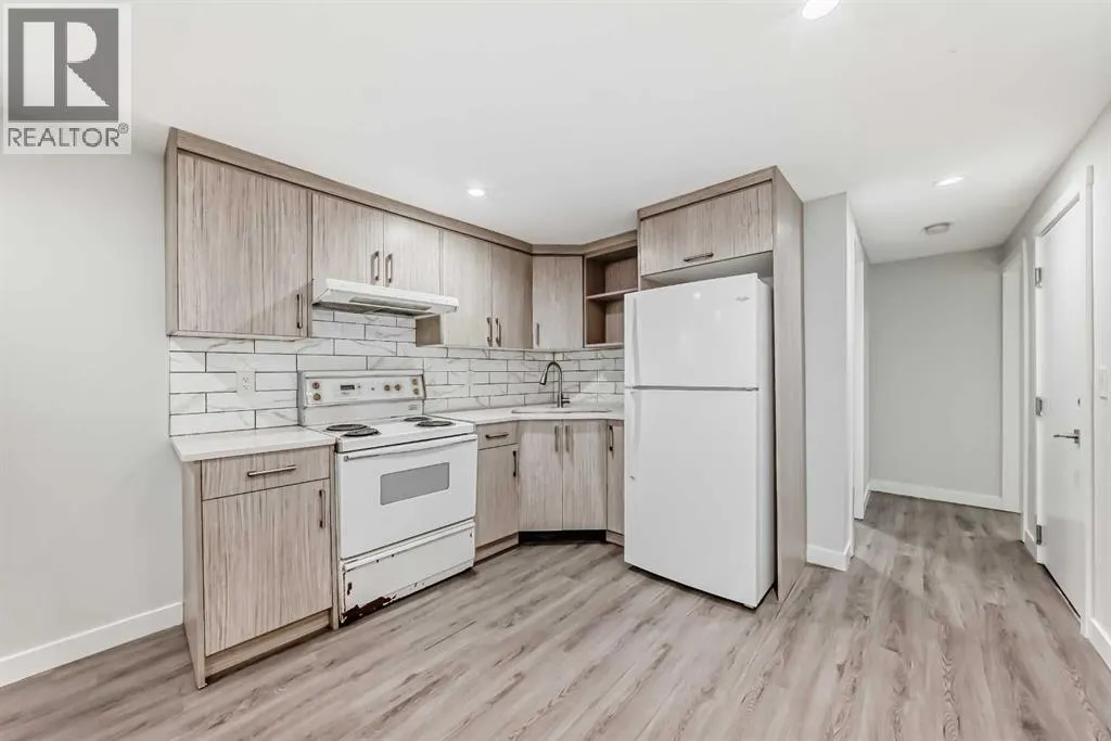 207 Pinecliff Way NE