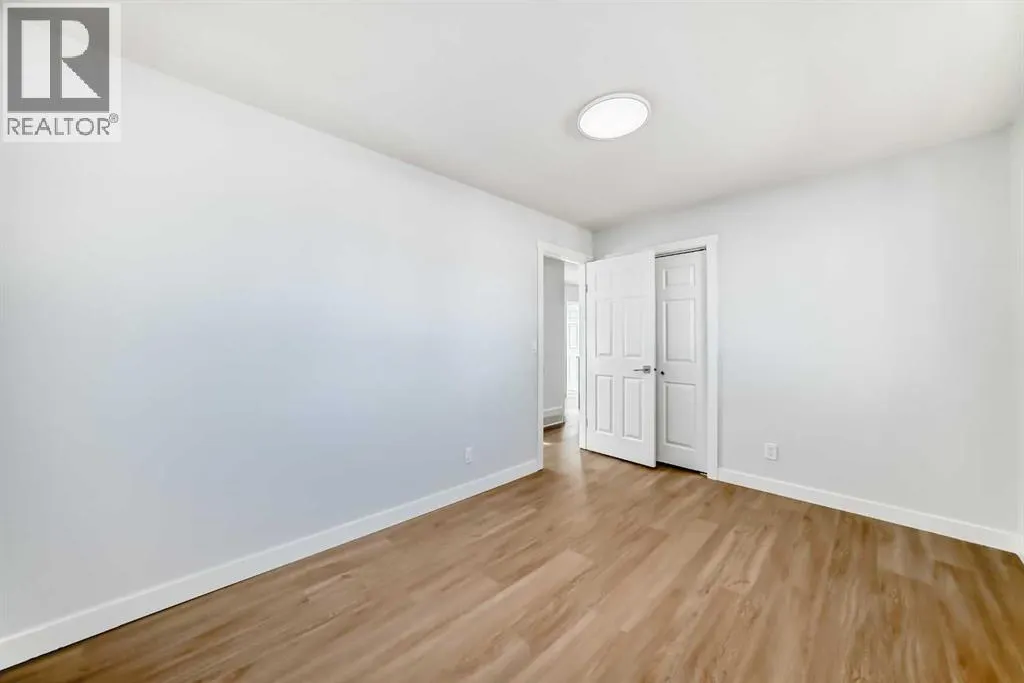 207 Pinecliff Way NE