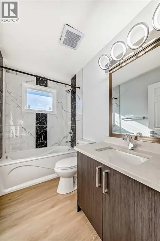 207 Pinecliff Way NE