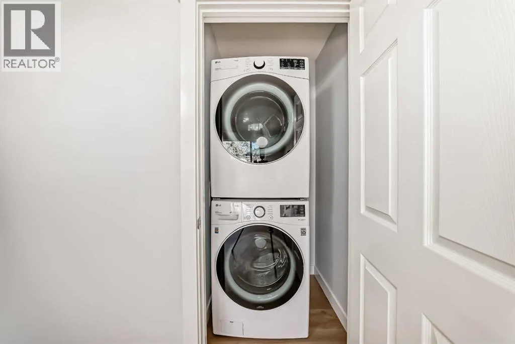 207 Pinecliff Way NE