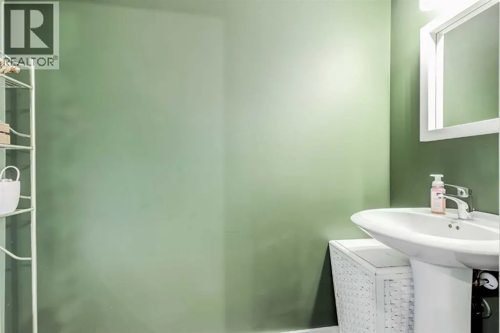 1307, 2400 Ravenswood View SE