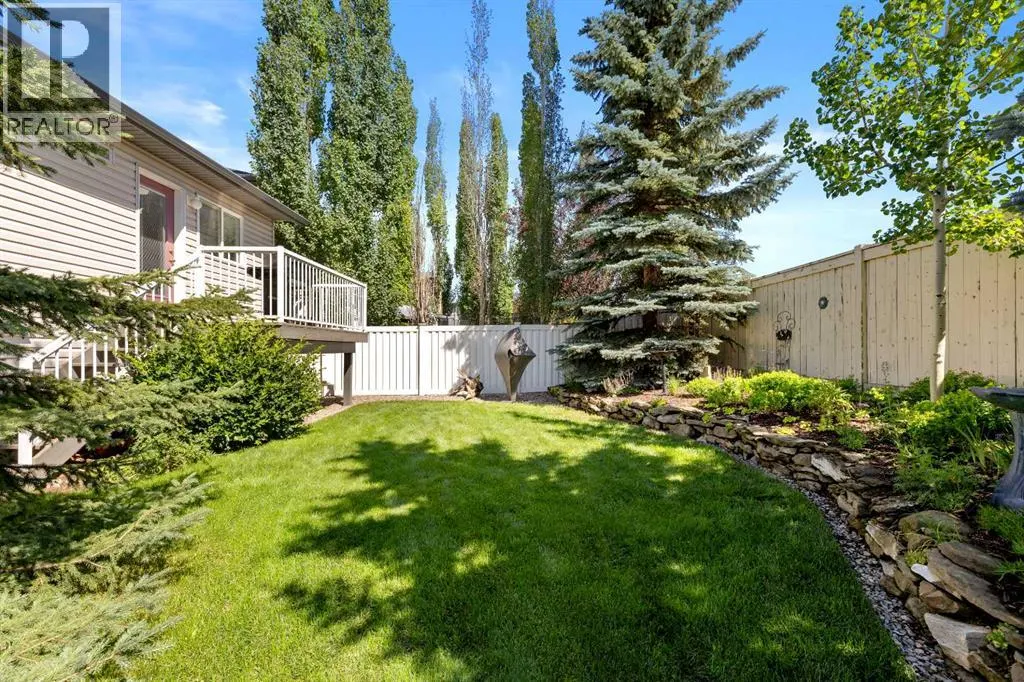 164 Stonegate Close NW