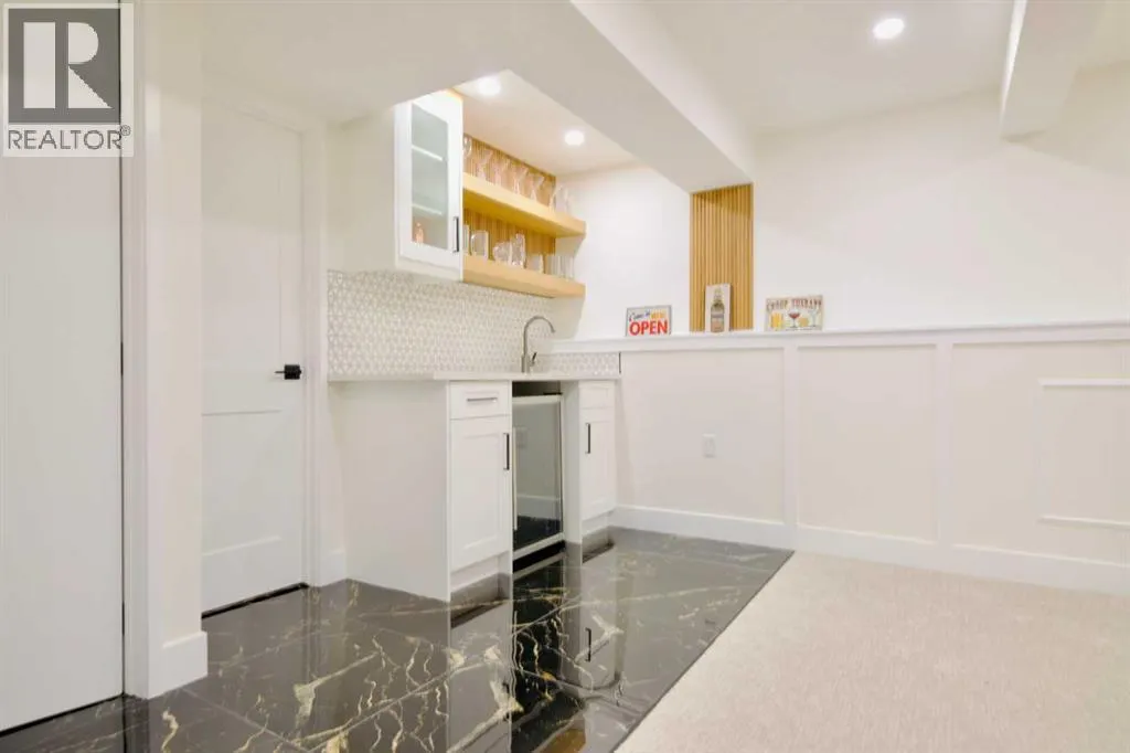 619 Arlington Drive SE