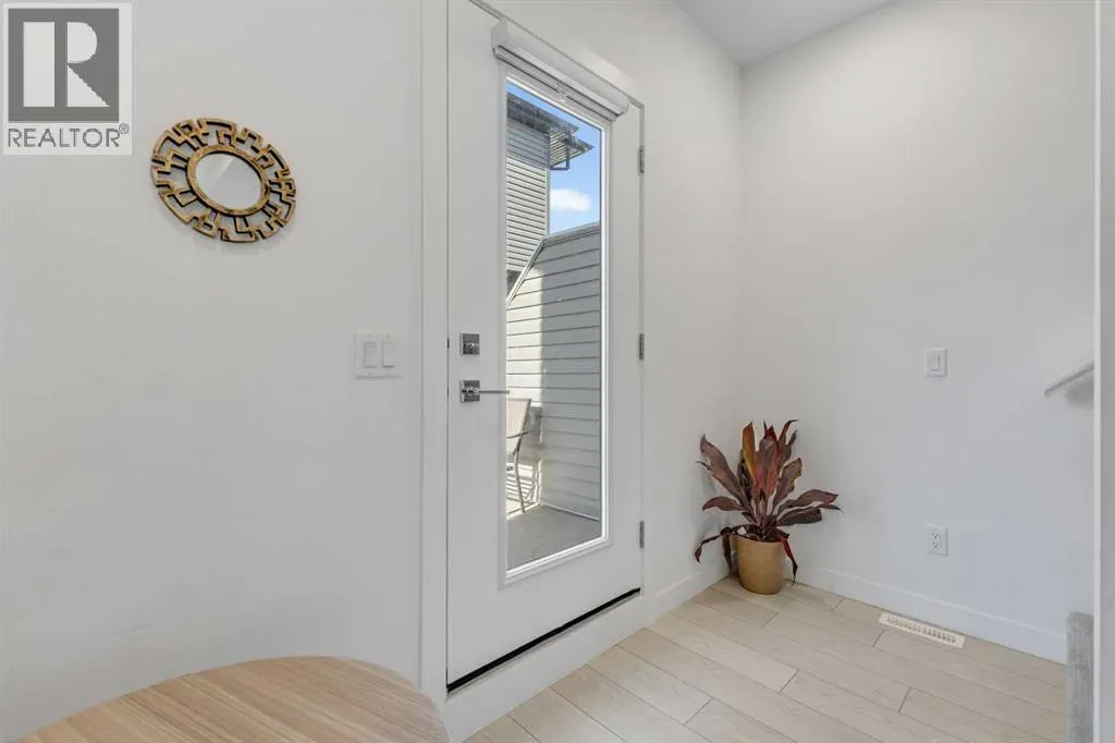 1801, 280 Chelsea Road