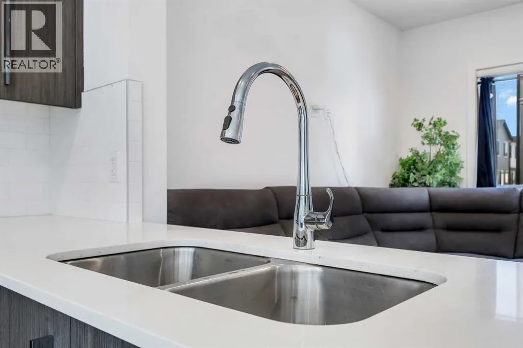 1801, 280 Chelsea Road