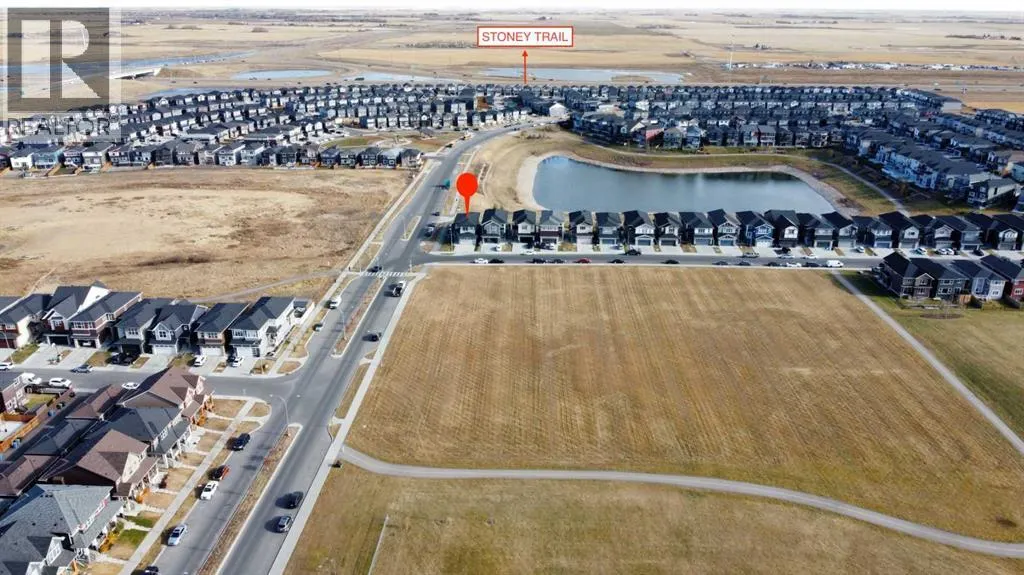 391 Corner Meadows Avenue NE