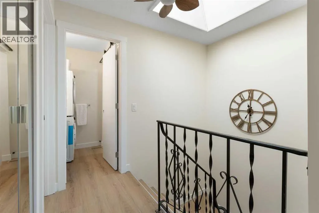 7, 4915 45 Street SW