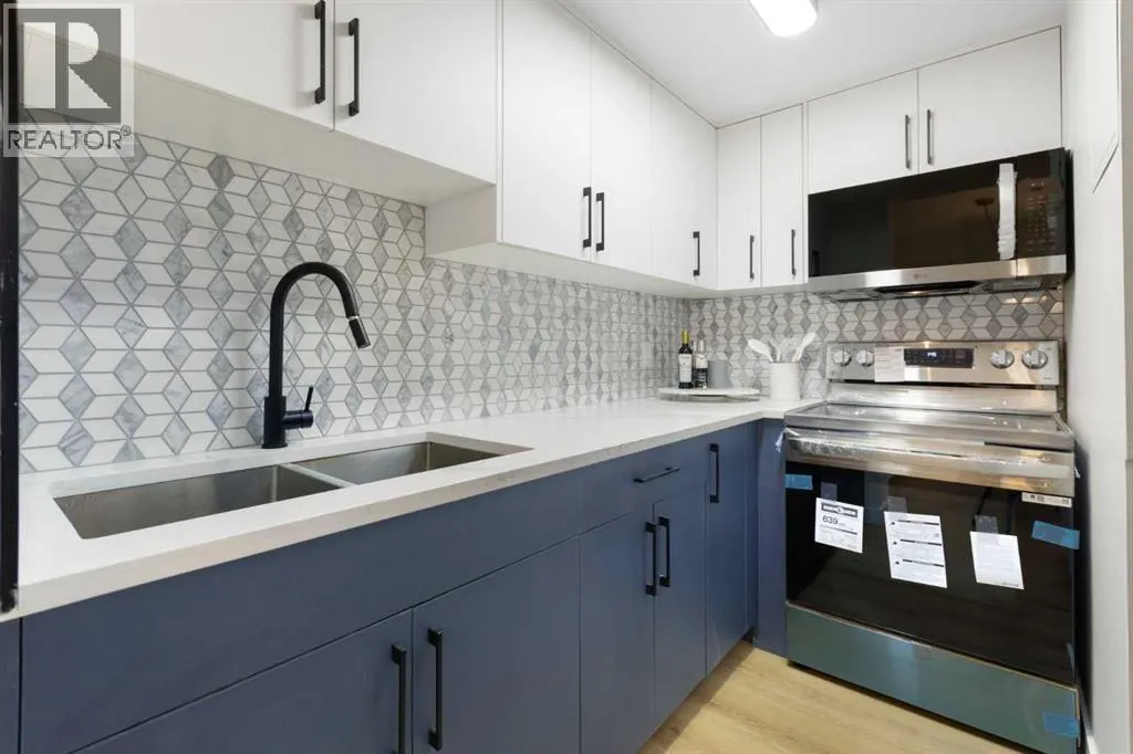 7, 4915 45 Street SW