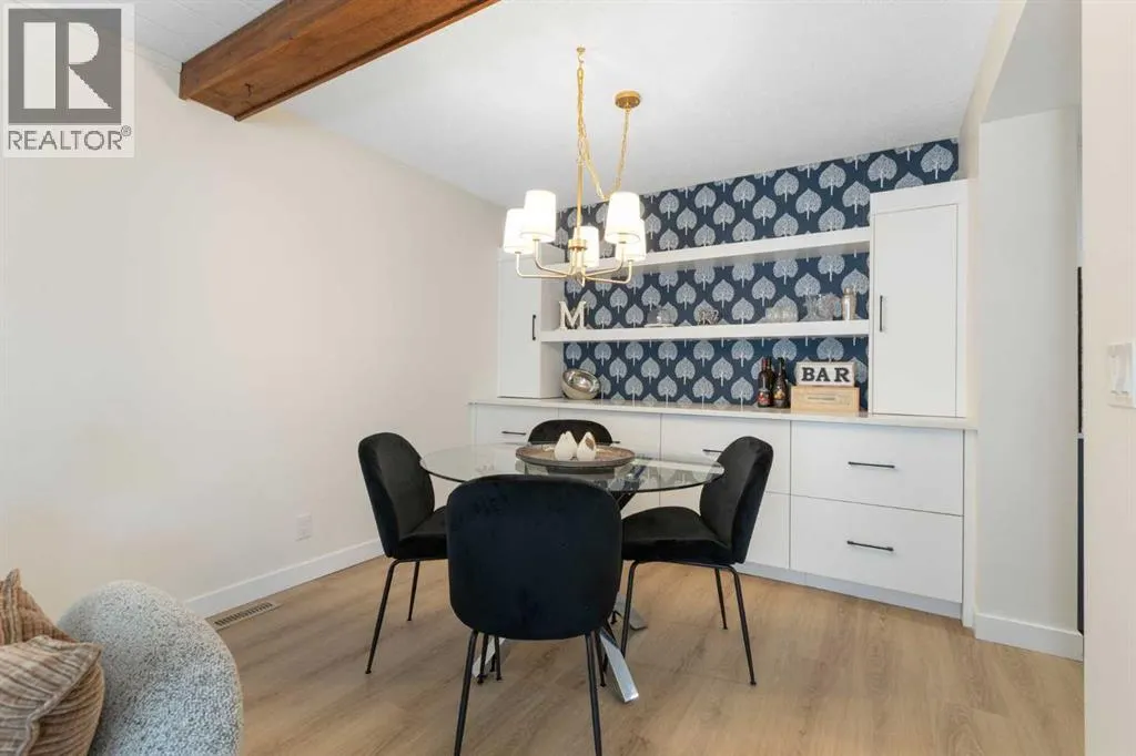 7, 4915 45 Street SW